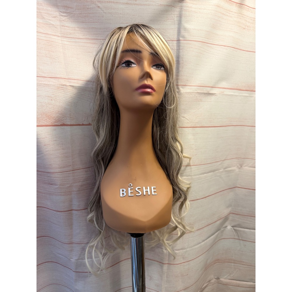 Blonde ombré wig